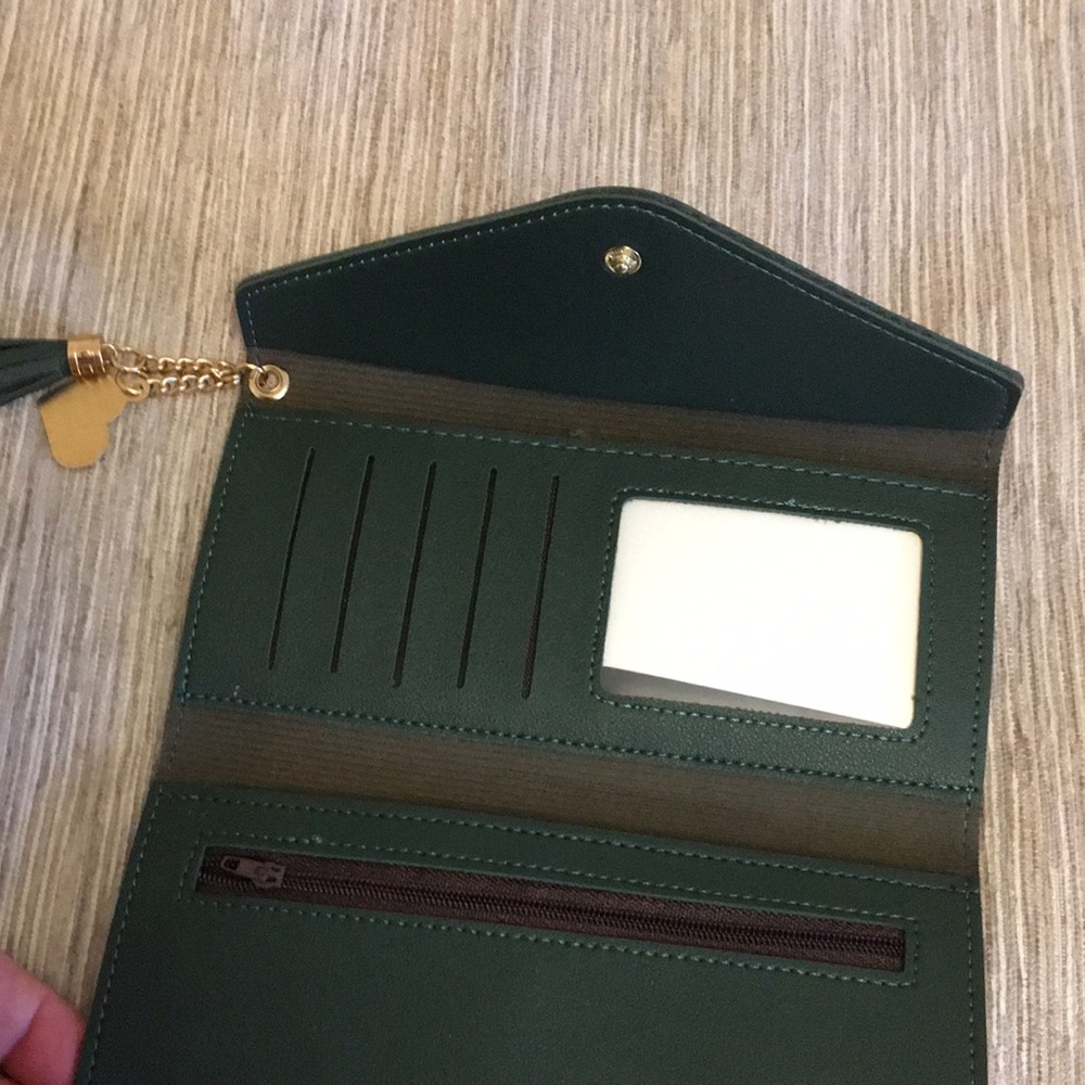Ladies wallet. - Picture 4 of 5